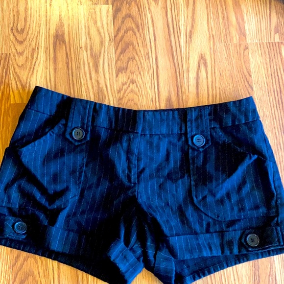 Bulk sale! Bundle of 5 pairs of shorts! - Picture 2 of 6